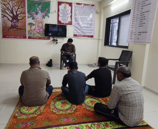 Individual wellness posture in an outdoor setting